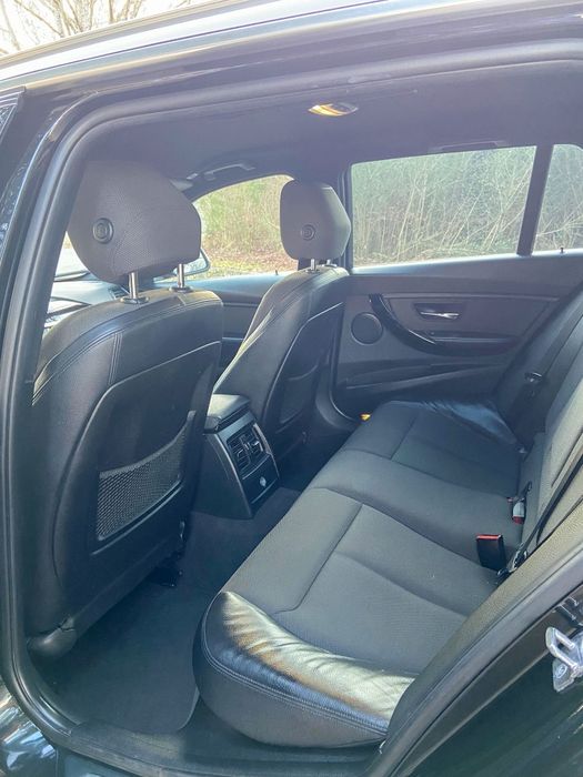 BMW 318d touring pack M
