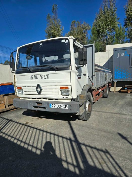 Camião Renault Midliner 140