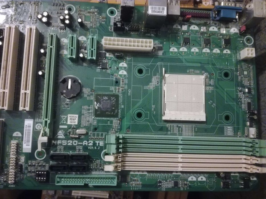 неробочі материнські плати для ПК