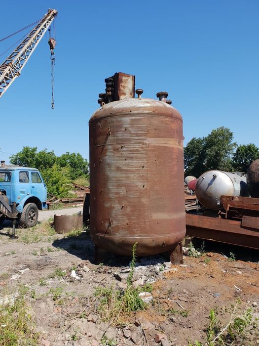 Бочка, резервуар, ёмкость, цистерна, бак, ресивер, воздухосборник и др