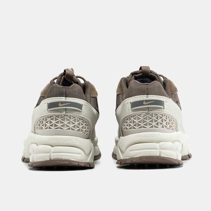 Кросівки Nike Zoom Vomero Roam Light Bone premium
