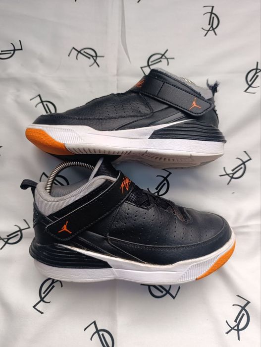 Кросівки Nike Jordan Max Aura 5