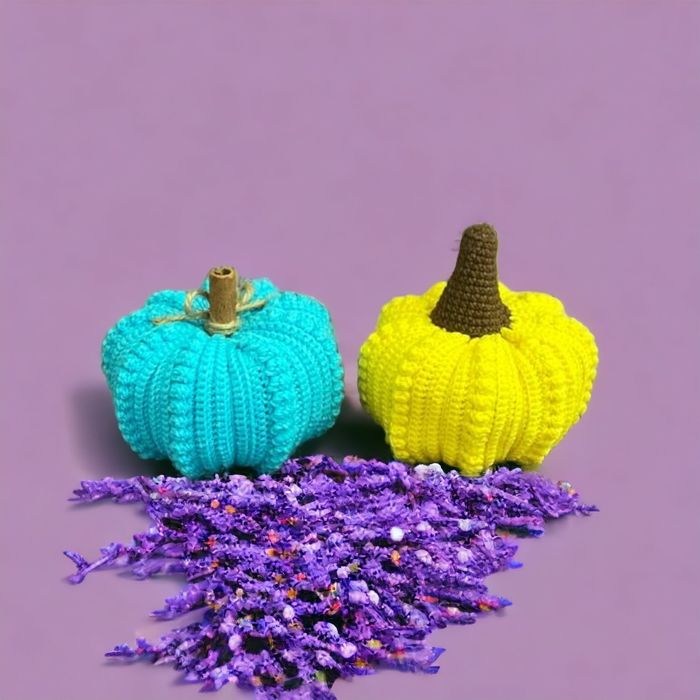 Декоративні гарбузики з лавандою