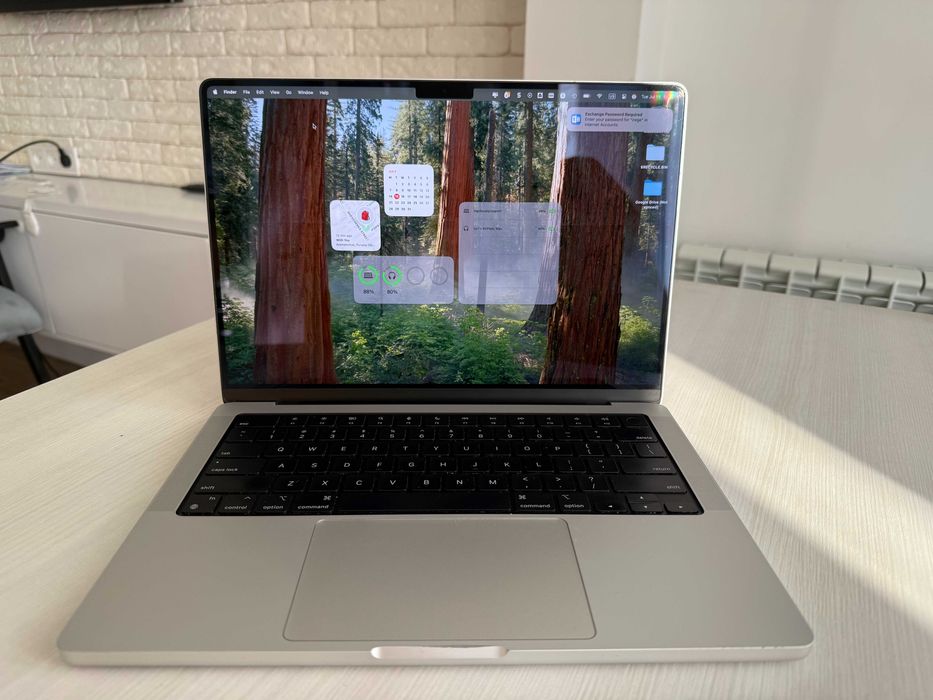 MacBook Pro 14 M1 Max 64GB RAM 4TB SSD 2021 Silver (Z15K0010N)