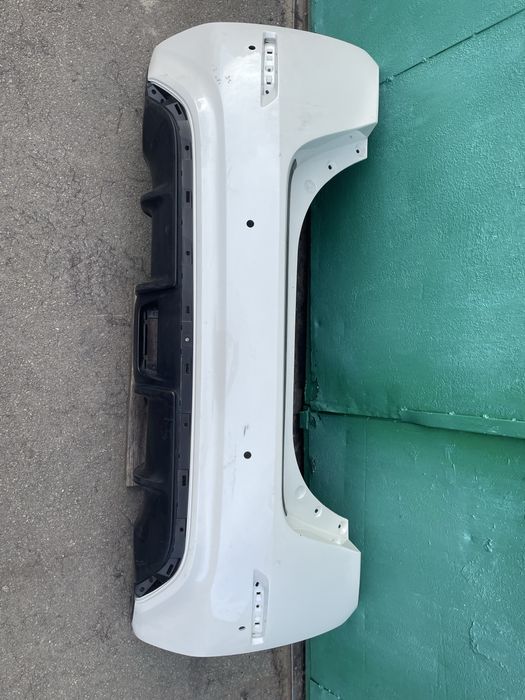 Бампер задній нісан ліф рест