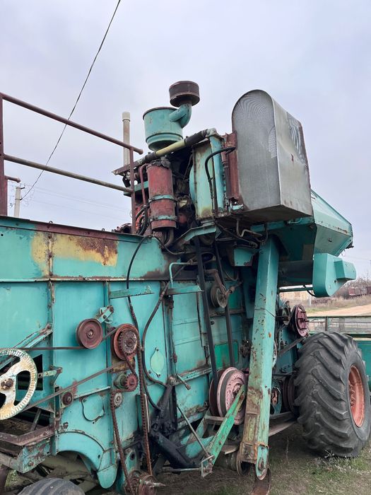 Комбайн нива СК-5 один з двох на вибір