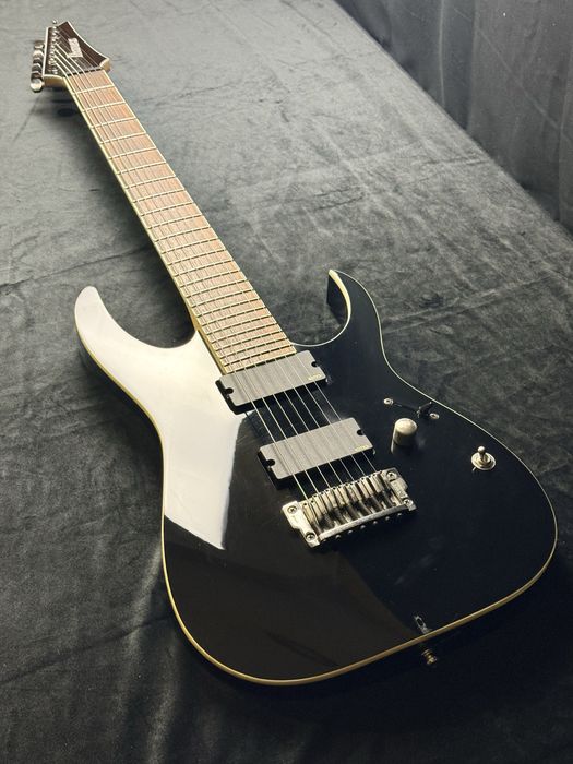 Guitarra Ibanez RGIR27FE – 7 Cordas (Iron Label) + Case