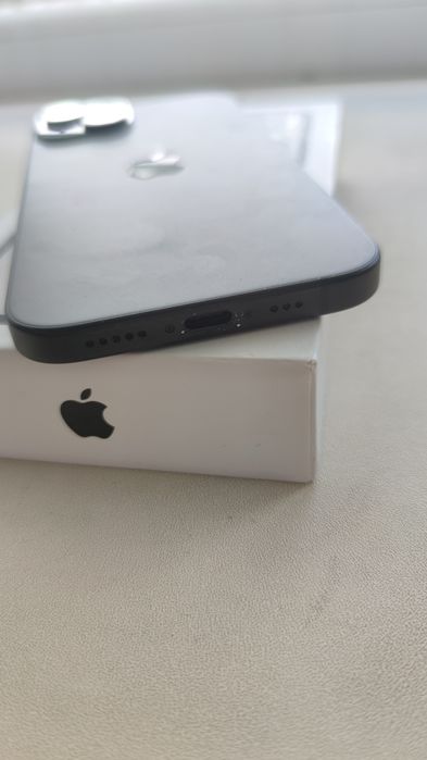 Iphone 15 128  на запчастини ЗАБЛОКОВАНИЙ
