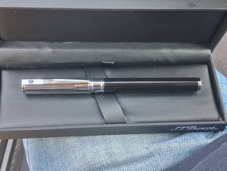 Caneta Rollerball S T Dupont D-Initiall