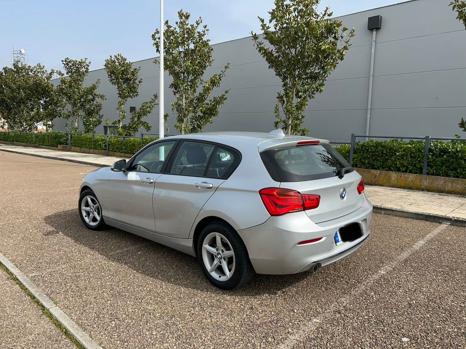 BMW 116d auto 05/2019 impecável