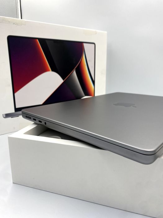 Ноутбук Apple MacBook Pro 14" M1 Pro 16/512GB Space Gray (MKGP3) 2021