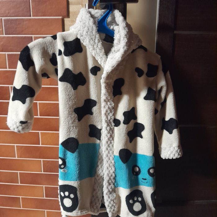 Речі для малечі (халат та спальний комбінезон)