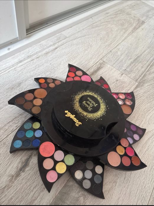 Paleta cieni Douglas Rising Star Palette