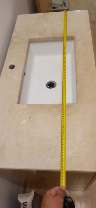 Móvel de casa de banho com lavatório