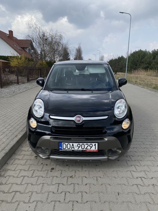 Fiat 500L samochód osobowy