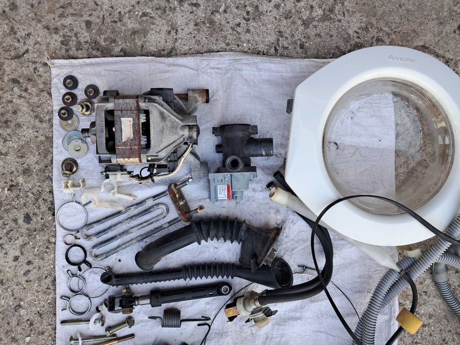 Стиральная машинка Аристон Маргарита