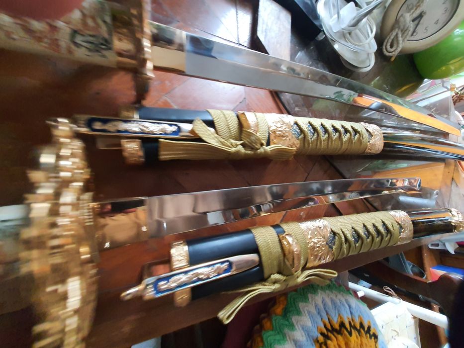 Espadas decorativas do estilo dragão imperia