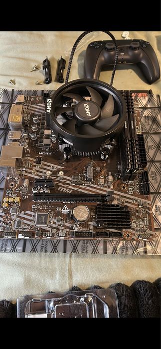Ram Corsair Ddr4 3200mhz + motherboard e cooler