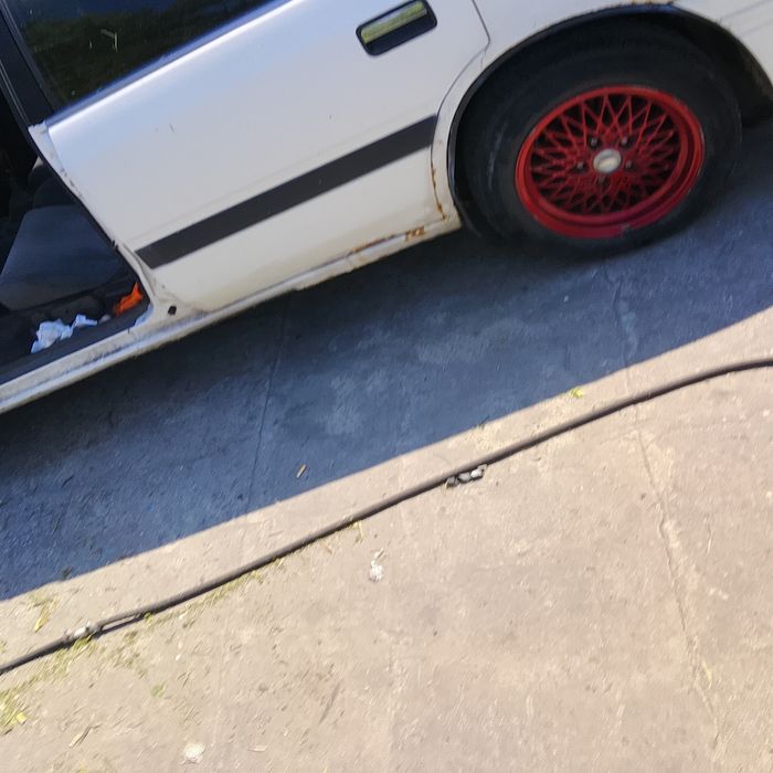 Продам Мазду 626