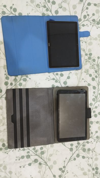 Set of 2 Tablets64169652564867124