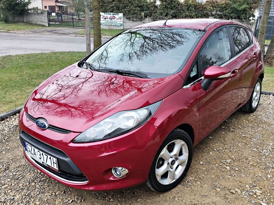Ford Fiesta 1.25 82km TITANIUM 2x komplet kół Serwis Klima Zamiana