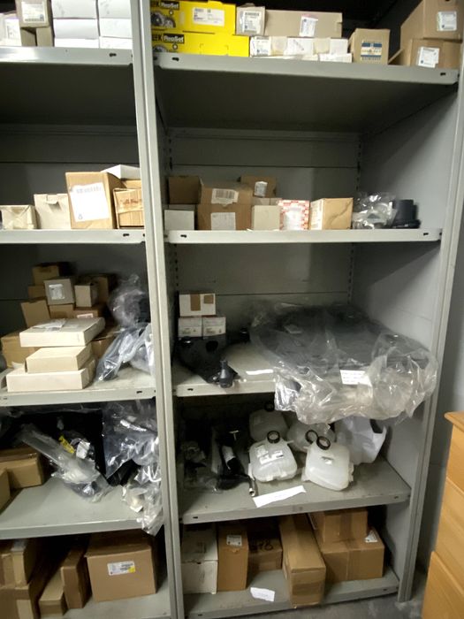 Peças não usadas/novas Opel (GM) e, máquinas usadas