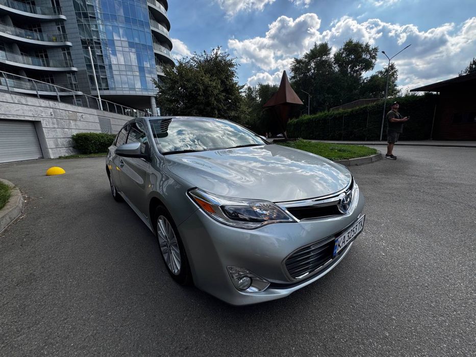 Toyota Avalon 2015(гібрид)