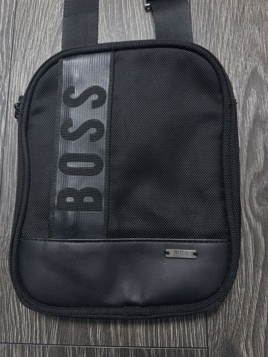 Boss сумка через плече месенджер  , чоловіча