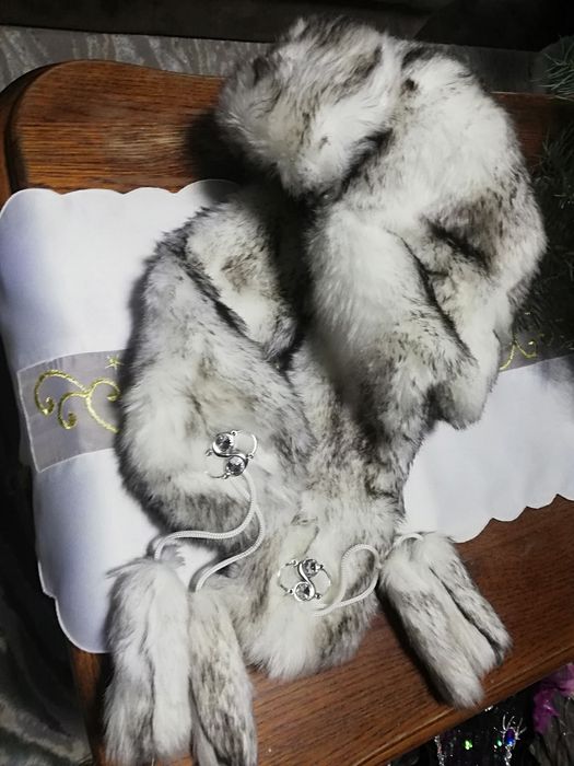 Super ciepła czapka uszatka pompony + piękne zdobienia