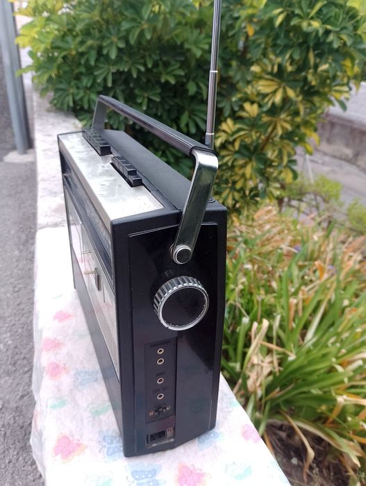 Rádio portátil, Aiko