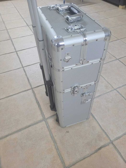 Trolley em alumínio