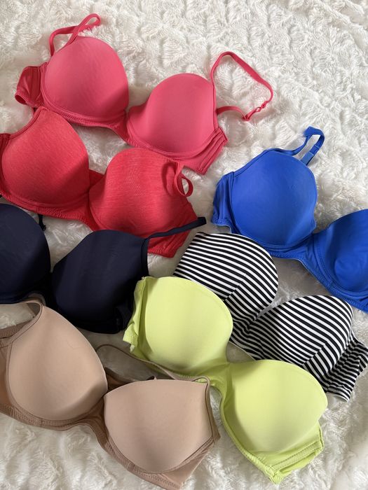 Tezenis zestaw siedmiu staników 75C