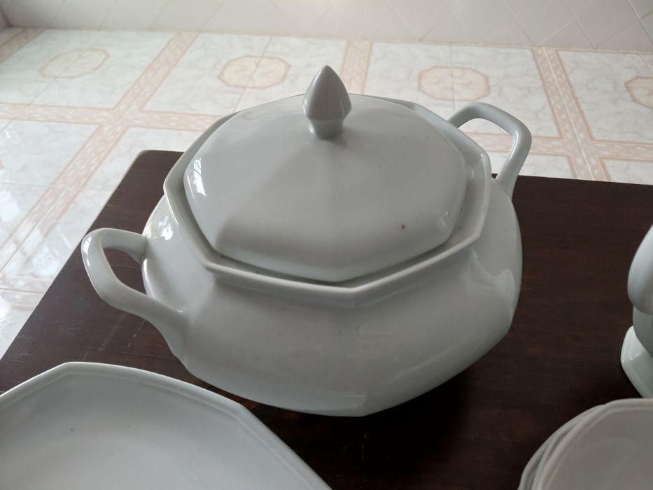 VENDO Conjunto Serviço Branco