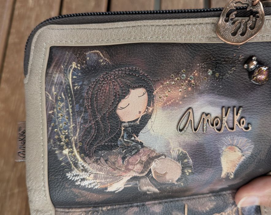 Portfel średni Anekke