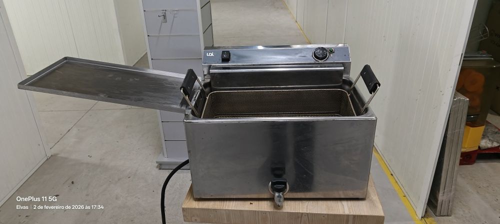 Fritadeira de bolas de Berlim