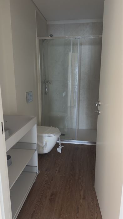 Apartamento r/c T2 novo