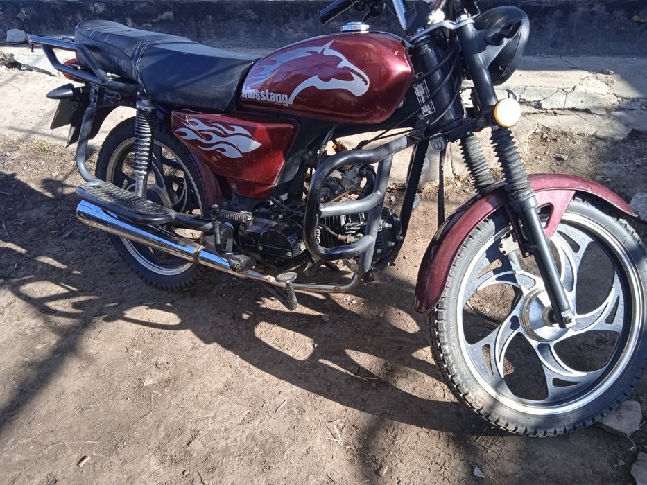 Продам срочно мустанг 125