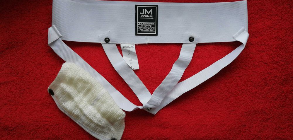 Jockmail jock strap przód zapinany na 3 napy , zatrzaski