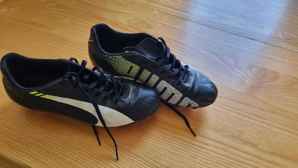 Korki puma, buty piłkarskie r 40