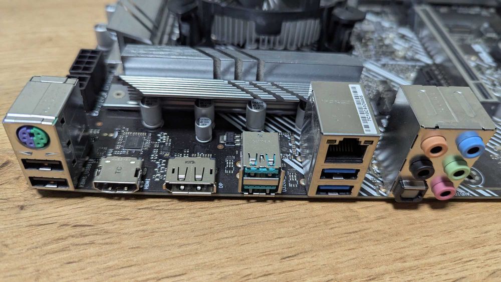 Intel Core i7-10700 + Asus Prime Z490-P + 2x16Gb DDR4 Kingston Fury