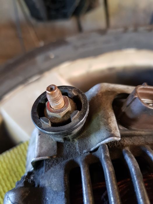 Alternator RAV4 2.0vvti