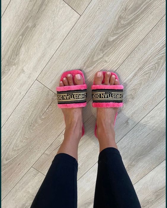 Klapki Christian DIOR czarne, różowe