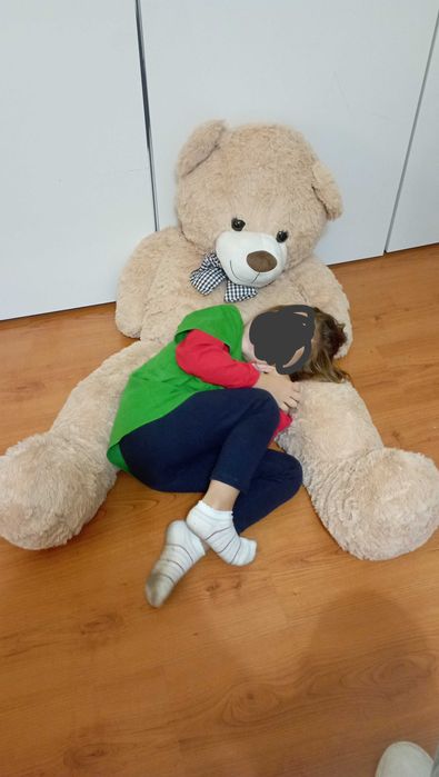 Urso de peluche com 1m20 novo