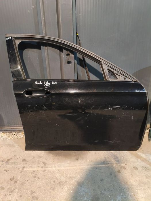 MERCEDES E KLASA W213 DRZWI PRAWE PRZEDNIE POZNAŃ GIEŁDA X713