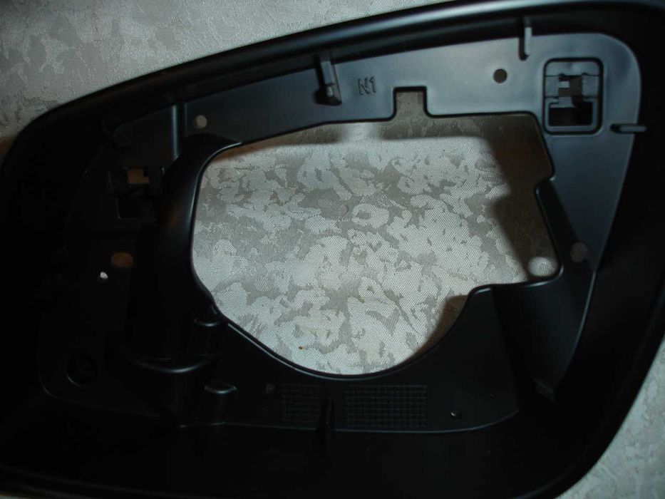 РАМКА бічного ЛІВОГО дзеркала для БМВ 5/6/7 серії. F10,F11,F18...НОВА.