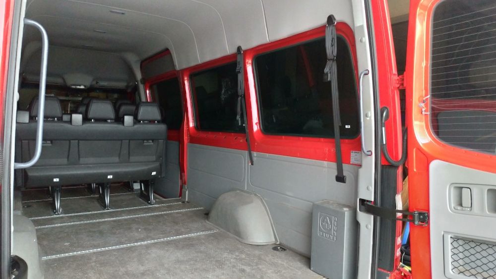 Conjunto cintos de segurança Mercedes Sprinter W906.  Carrinha de mobilidade.