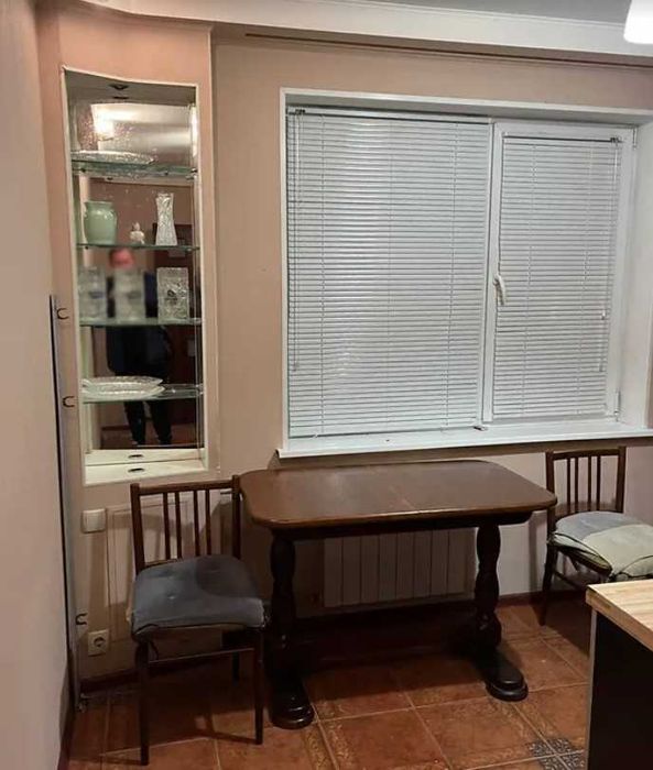 Продам большую 3к квартиру 70м2 метро Спортивная Метростроителей Серт