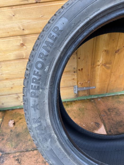 Star Performance stratos UHP 245/45/18 100H