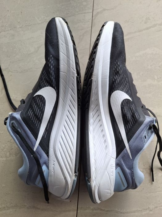 Nike Air Zoom Structure