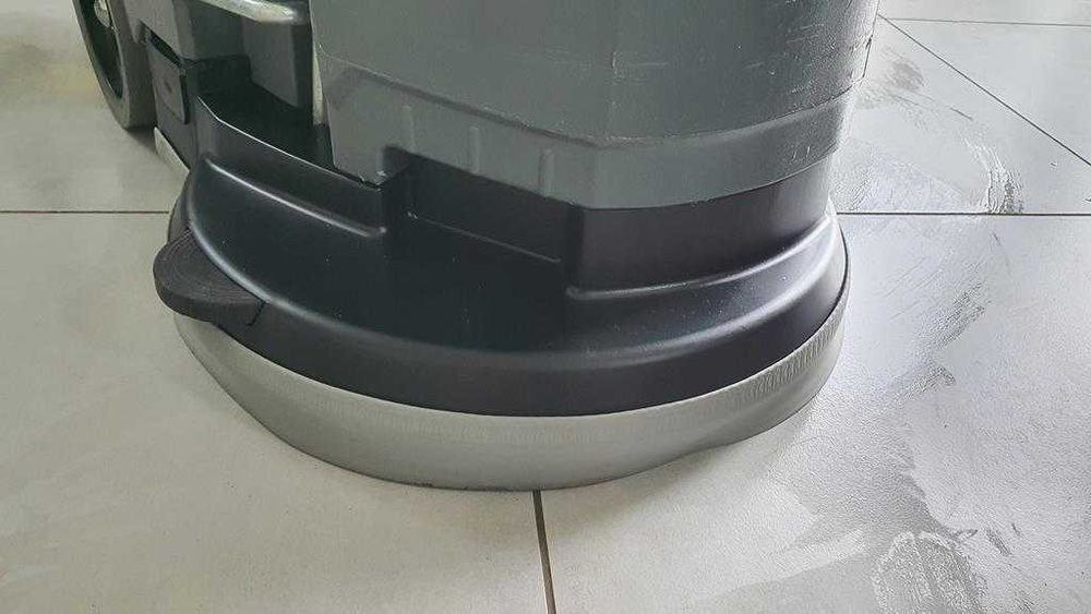 Szorowarka KARCHER BD 43/25 C Bp